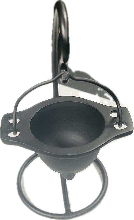 Cast Iron Hanging Cauldron W/stand