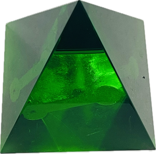 Crystal Pyramid 60mm